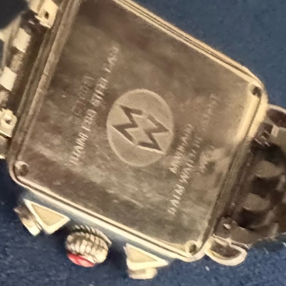 Michelle Silver Square Face Watch. Gently Used. Will fit a wrist size 7 /7.5. - Picture 3 of 9